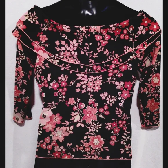 Olivia Paige Floral Top Size XL - Picture 2 of 5